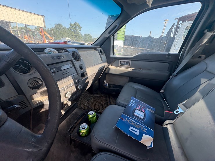 2011-ford-f150-image-28