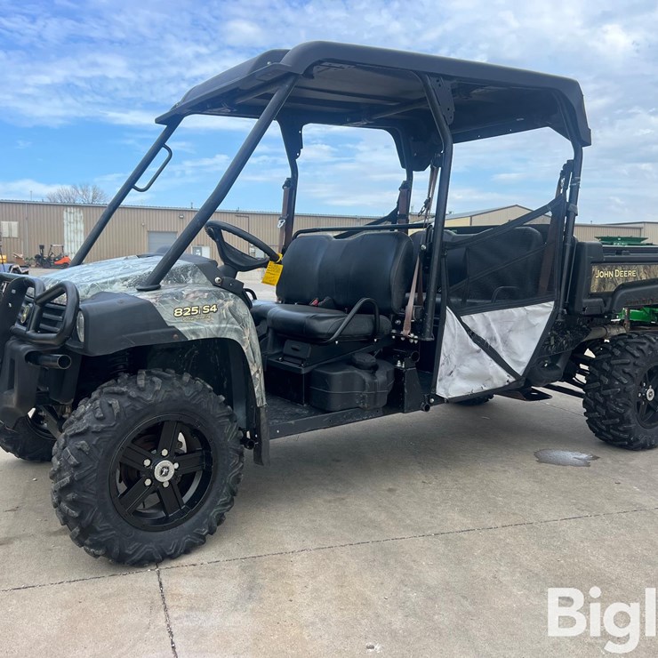 2017 JOHN DEERE GATOR