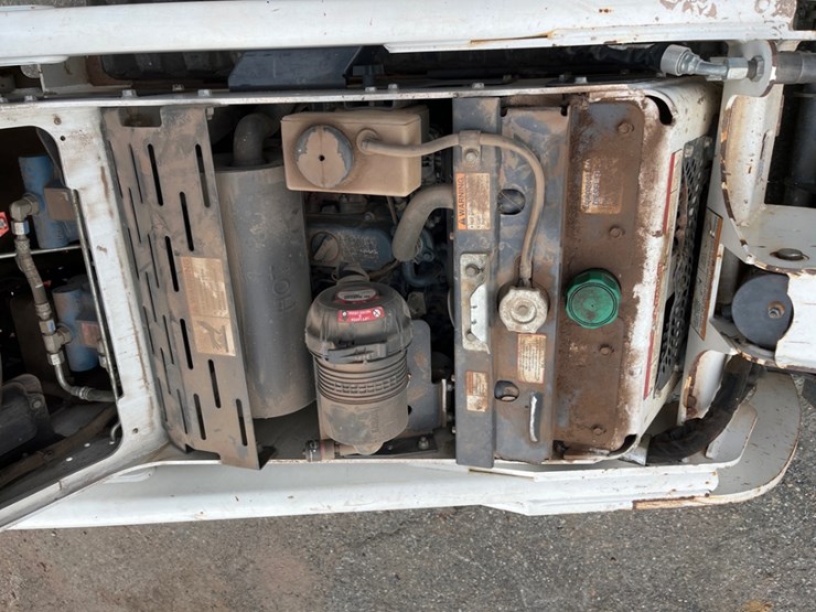 2020-bobcat-mt85-image-14