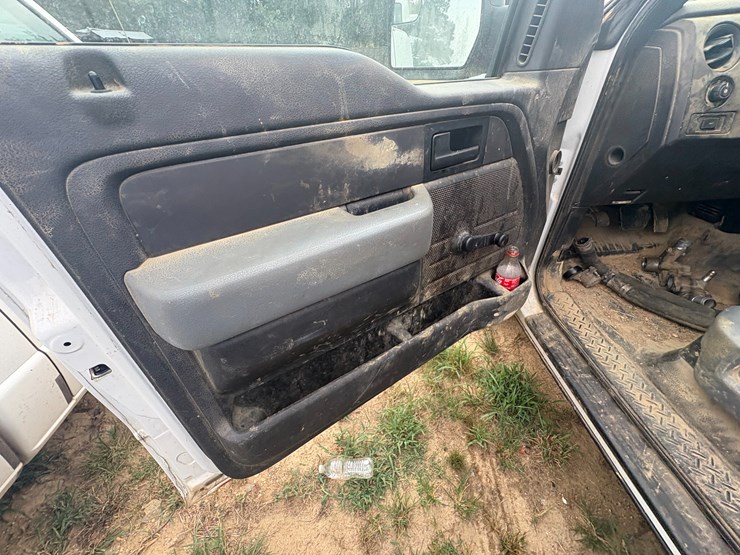 2013-ford-f150-image-29