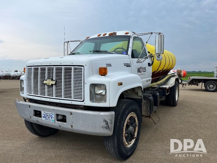 1993-chevrolet-kodiak-liquid-nurse-truck-(jn2597,-unit-2006)-image-2