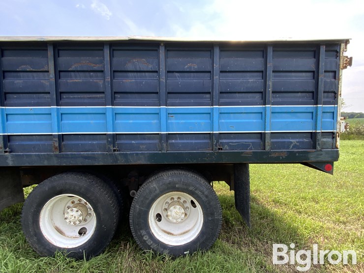 1973-gmc-9500-image-11
