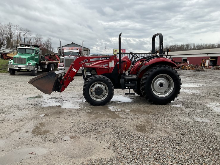 2014-case-ih-lx132-image-1