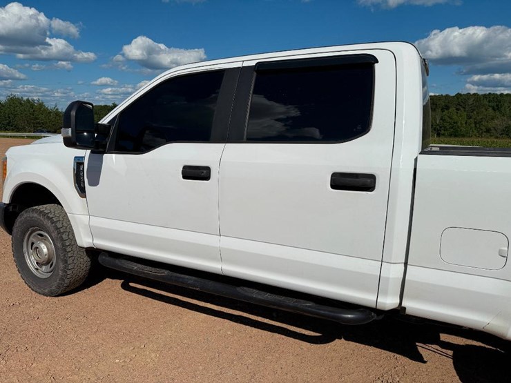 2017-ford-f250-xl-image-19