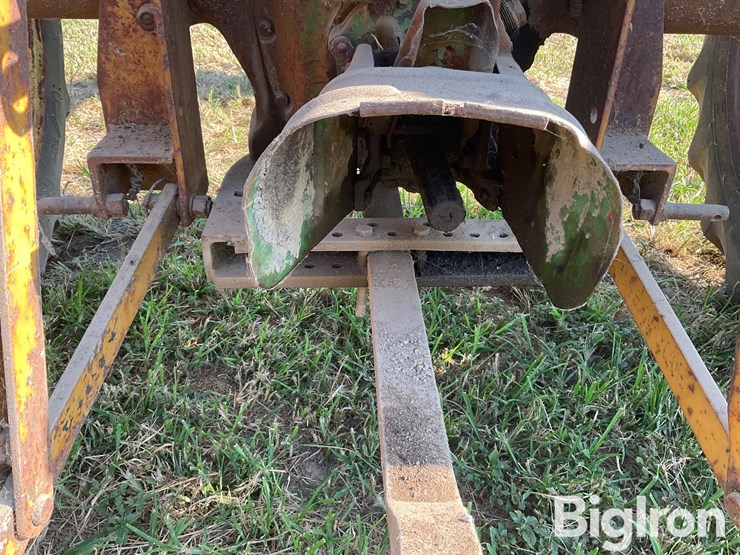 1949-john-deere-b-image-9