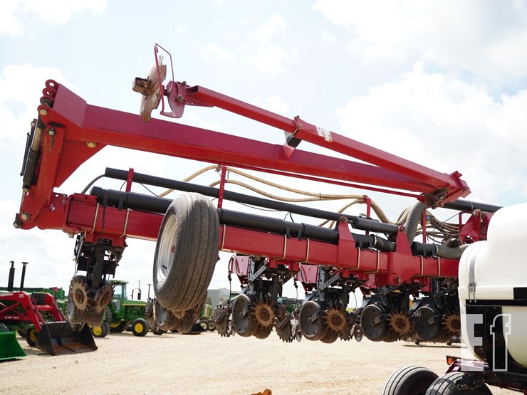 2004-case-ih-1200-image-22