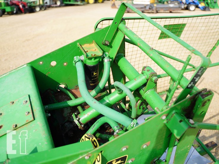 1990-john-deere-328-image-23