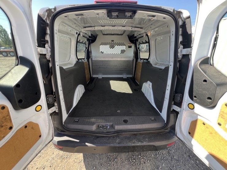 2019-ford-transit-connect-image-19