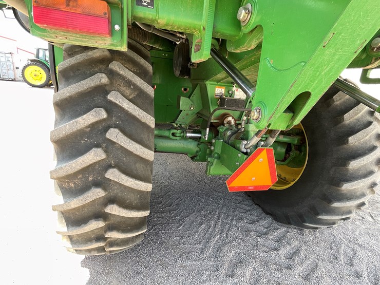 2012-john-deere-7760-image-96