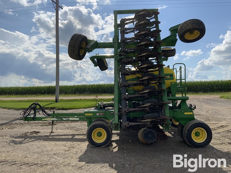 2005-john-deere-1690-ccs-image-8