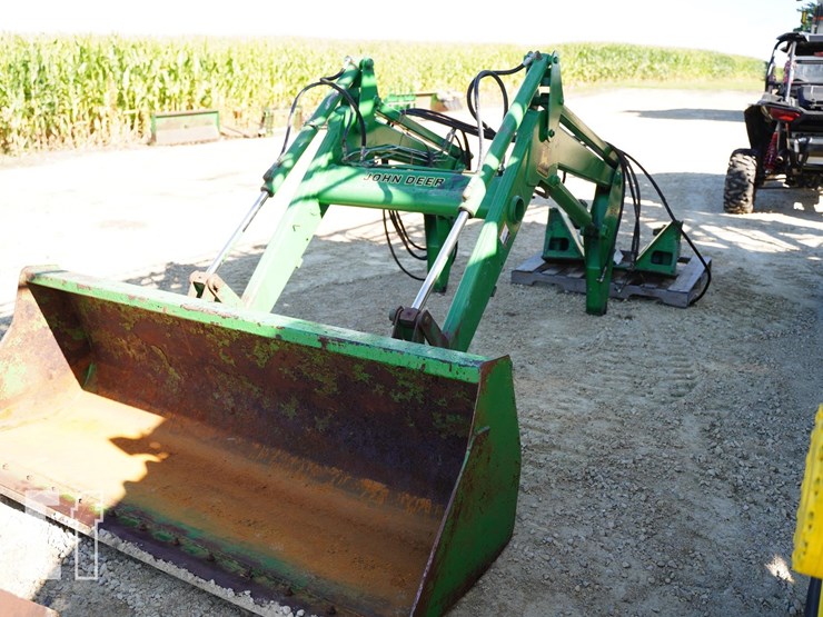 1994-john-deere-640-image-3