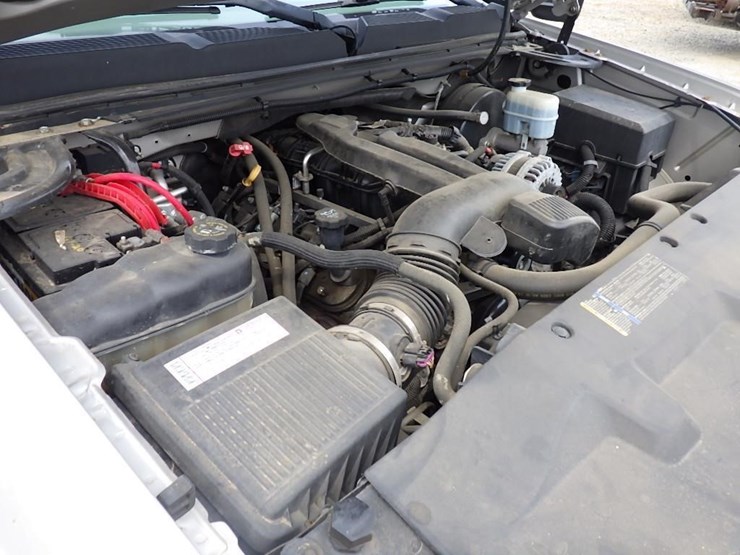2008-chevrolet-silverado-image-10