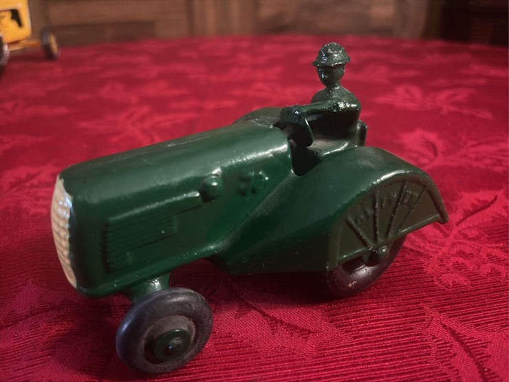 oliver-70-image-10