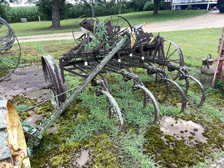 #7496-•-antique-field-cultivator-image-7
