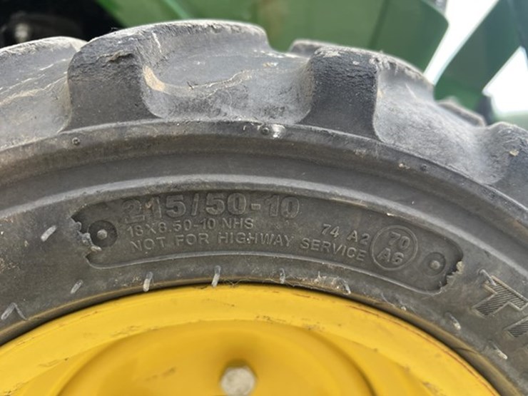 2024-john-deere-1025r-image-17