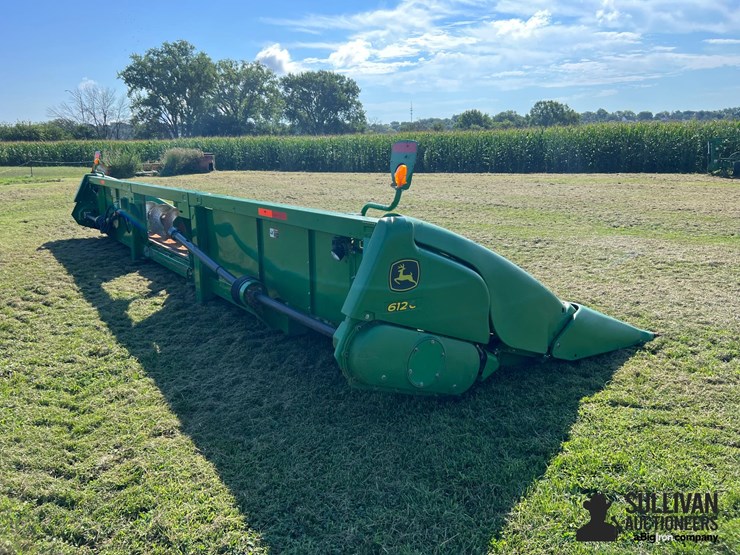 2017-john-deere-612c-image-5