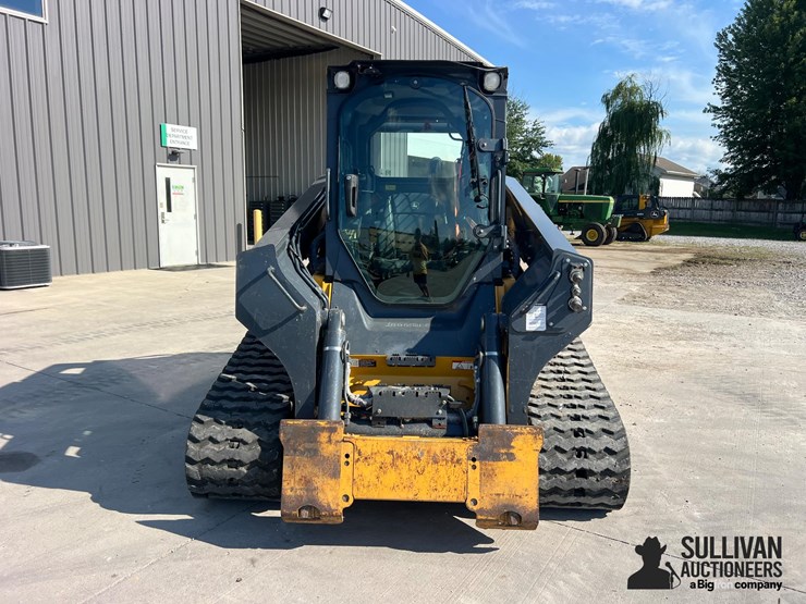 2022-deere-333g-image-2