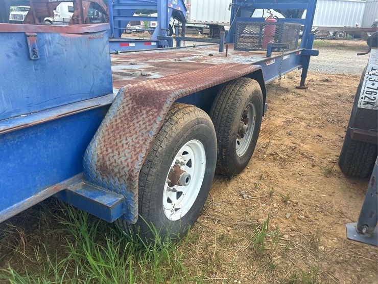 2013-5'-x-22'-t/a-gooseneck-trailer-image-13