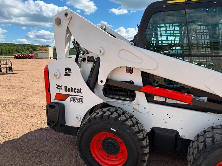 2018-bobcat-s770-image-20