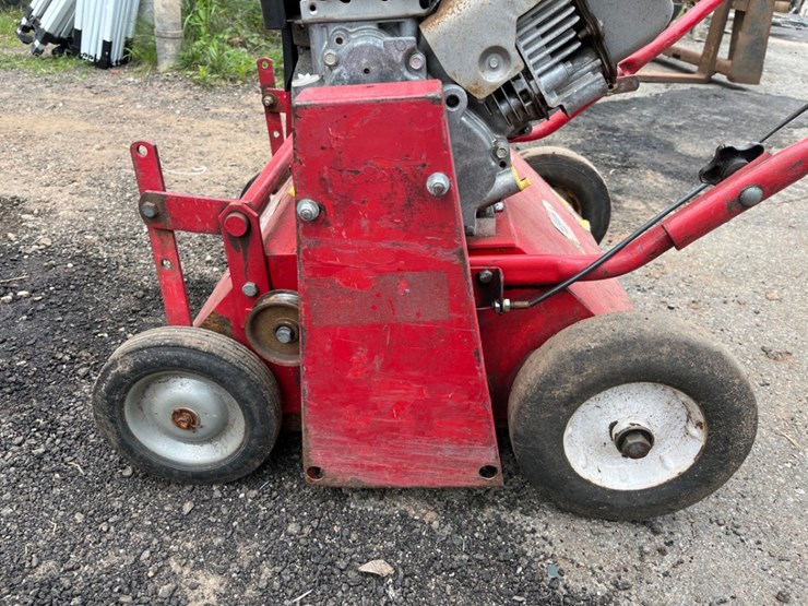 classen-20"-overseeder-image-6