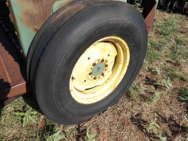 john-deere-8300-image-18