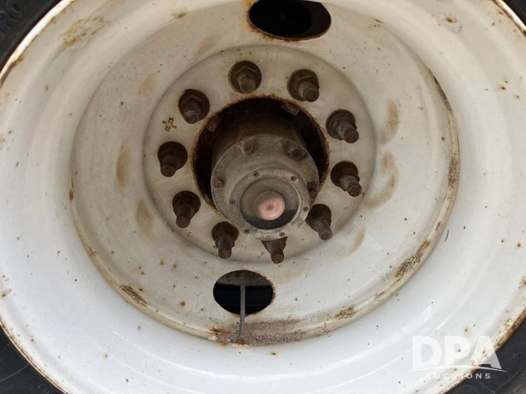 2015-b-b-dry-tender-trailer-(jn2633)-image-40