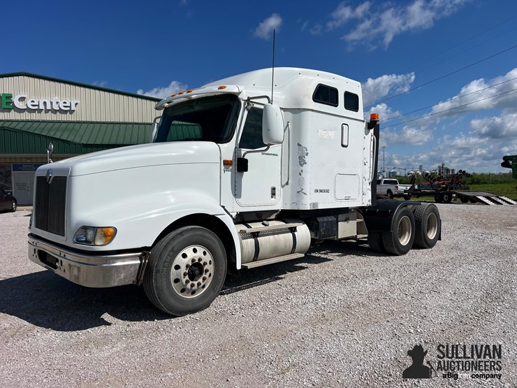 2005-international-9400i-t/a-truck-tractor-image-9
