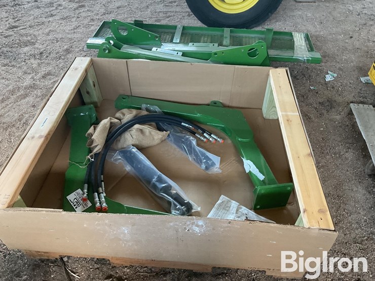 john-deere-148-image-16
