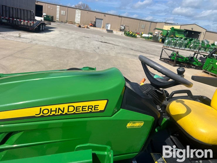 2014-john-deere-1025r-image-13
