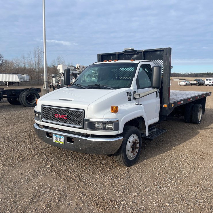 2005 GMC 5500