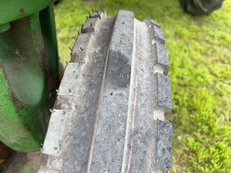 1958-john-deere-520-image-17