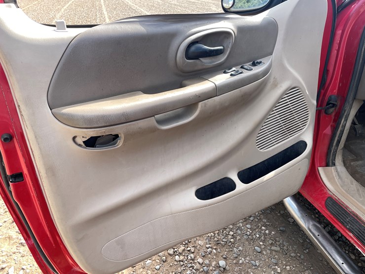 2000-ford-2000-image-16