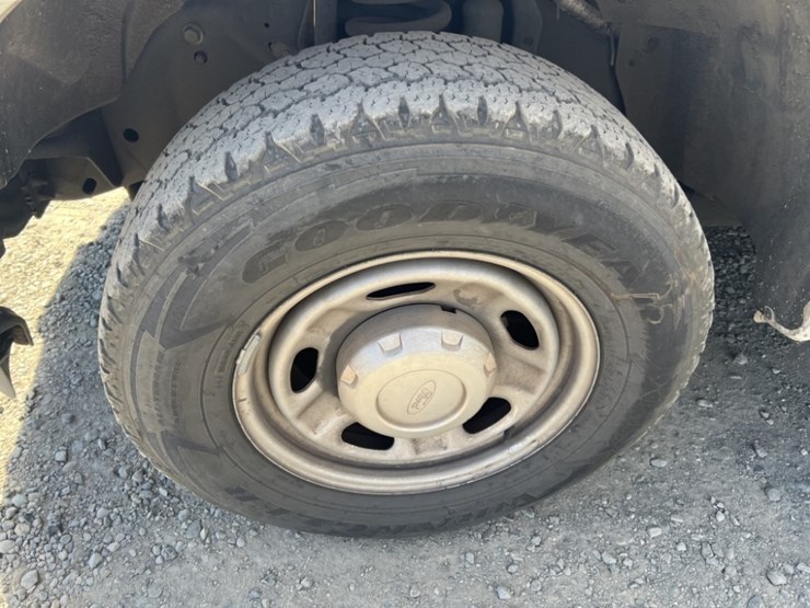 2016-ford-f250-image-15