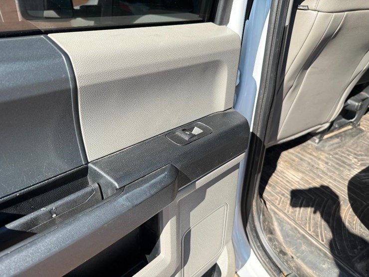 2017-ford-f250-xl-image-49