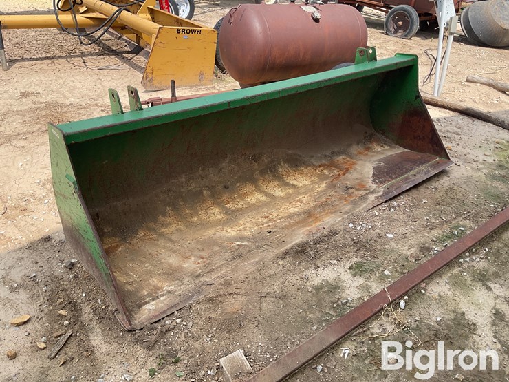 john-deere-8-image-3