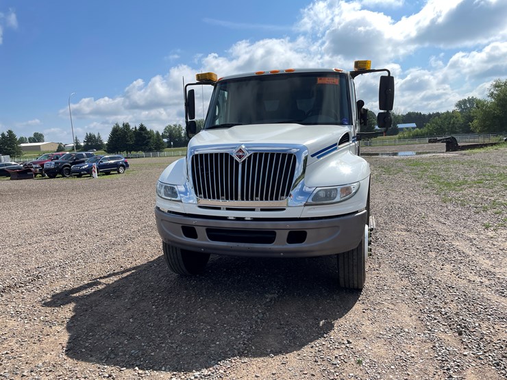 2006-international-durastar-4400-image-8