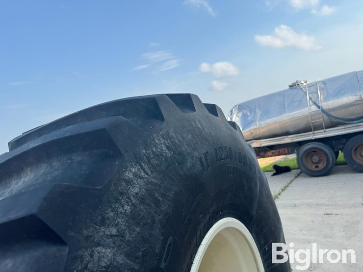 firestone-1250/50r32-grain-cart-tire-image-12