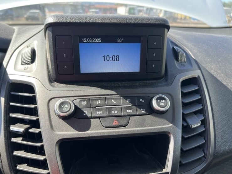 2019-ford-transit-connect-image-29