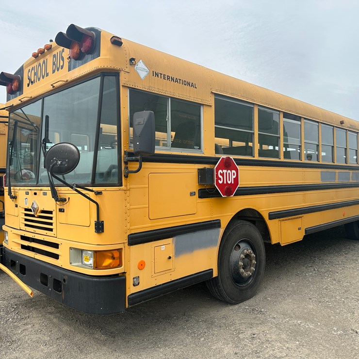 #18 • #23871 • 2002 International Genesis School Bus VIN: 1HVBGAAN62A917777