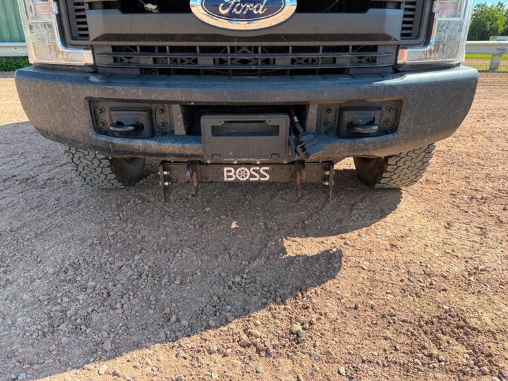 2017-ford-f250-xl-image-16