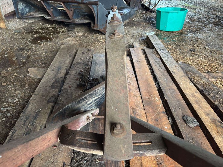 oliver-chilled-plow-works-14”-walking-plow-image-15