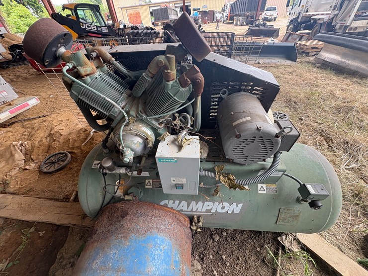 #60-•-#25936-•-champion-air-compressor-image-7