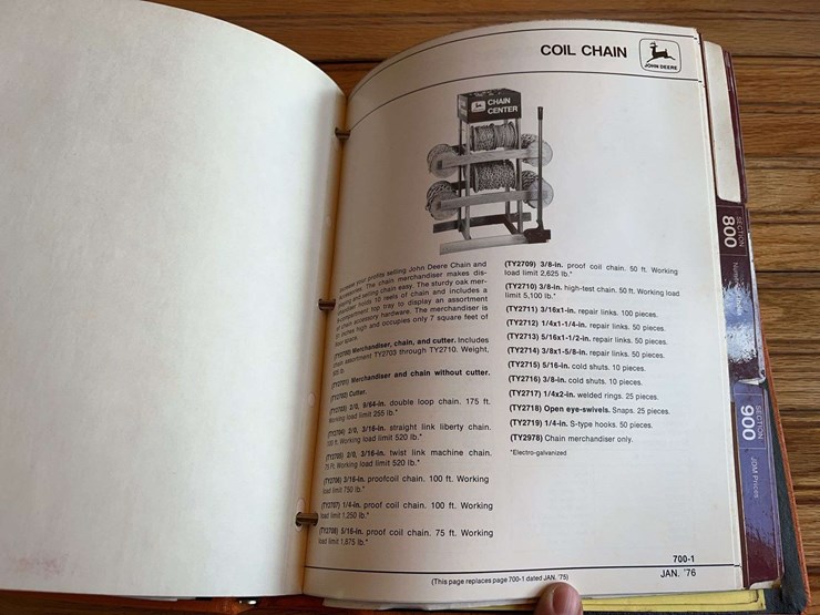 1976-john-deere-merchandise-sales-manual-image-10