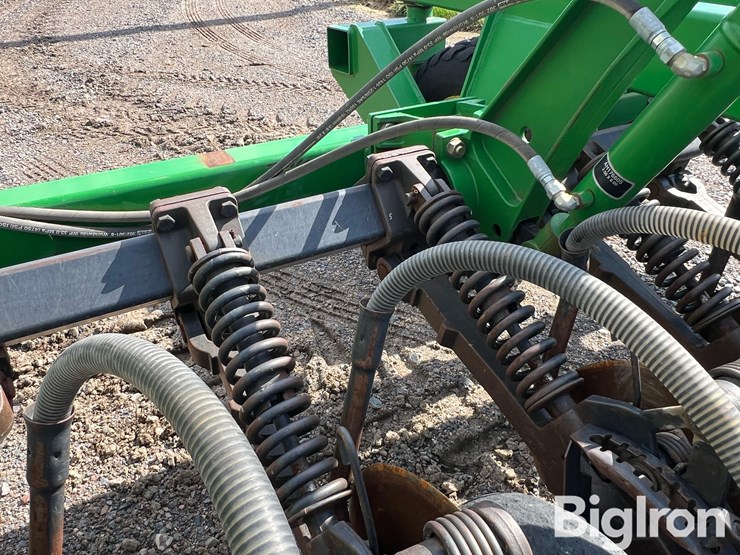 2005-john-deere-1690-ccs-image-16
