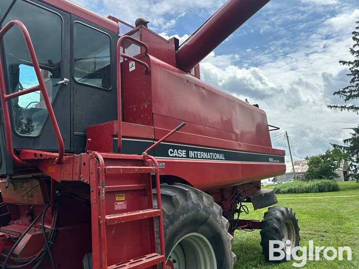 1989-case-ih-1660-image-16