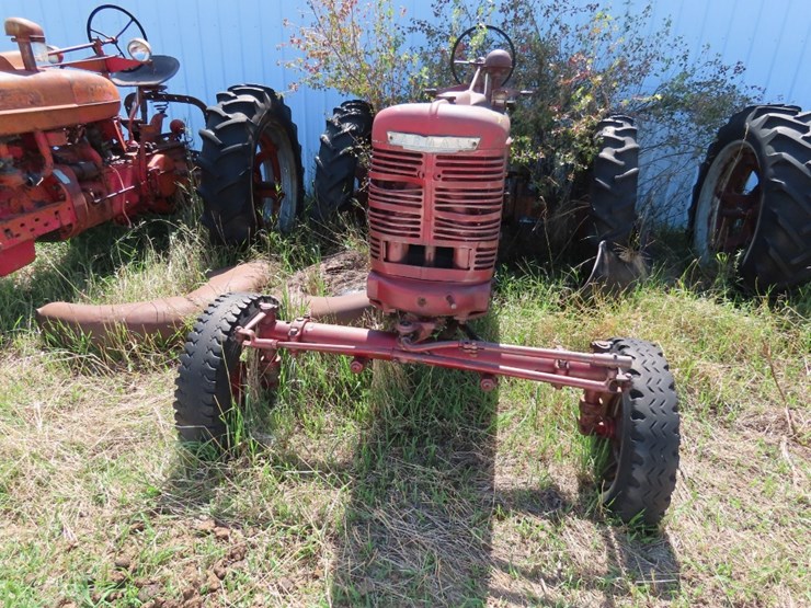 1949-farmall-h-tractor-image-4