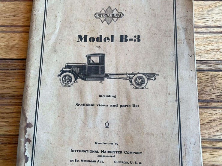 (2)-international-truck-manuals-image-2