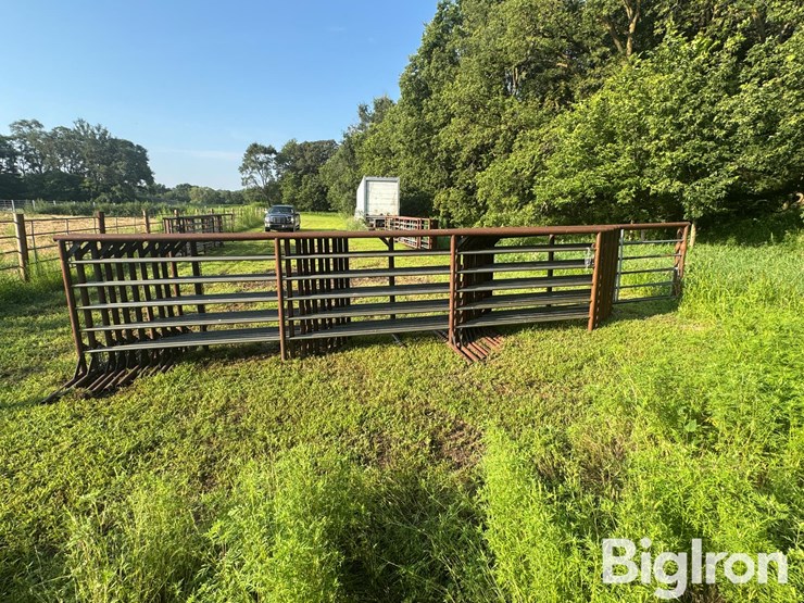 freestanding-panels-w/gate-image-6