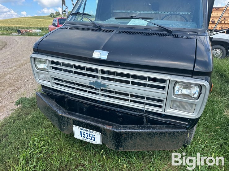 1986-chevrolet-g30-image-11