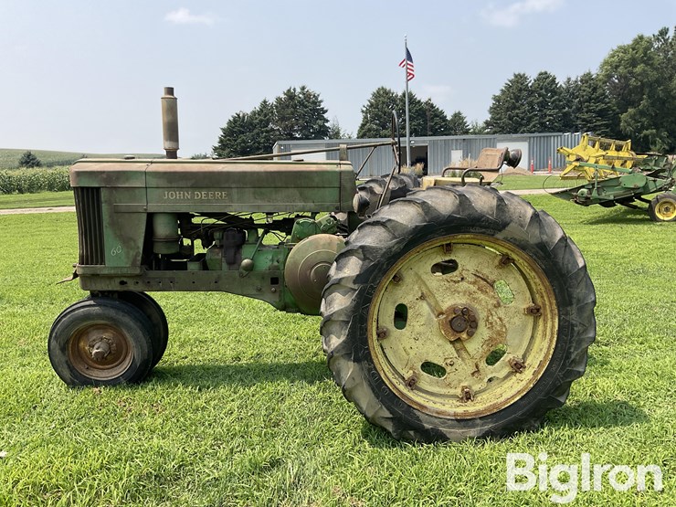 1953-john-deere-60-image-8
